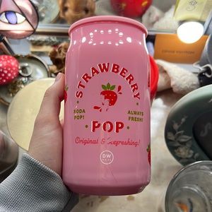DW Strawberry Soda Candle